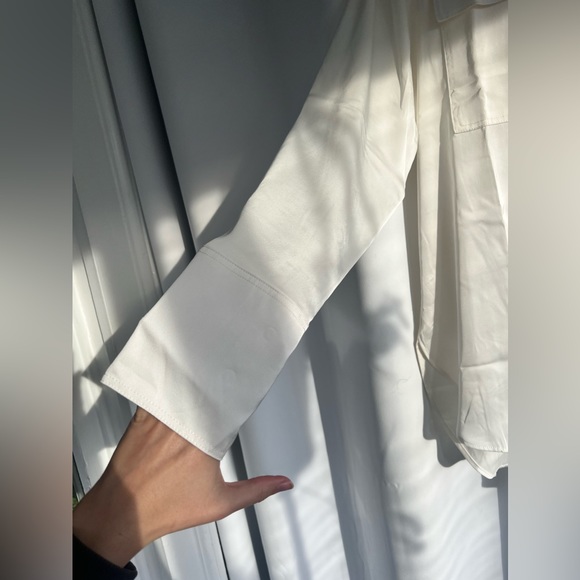 NWOT Blouse - Picture 7 of 9